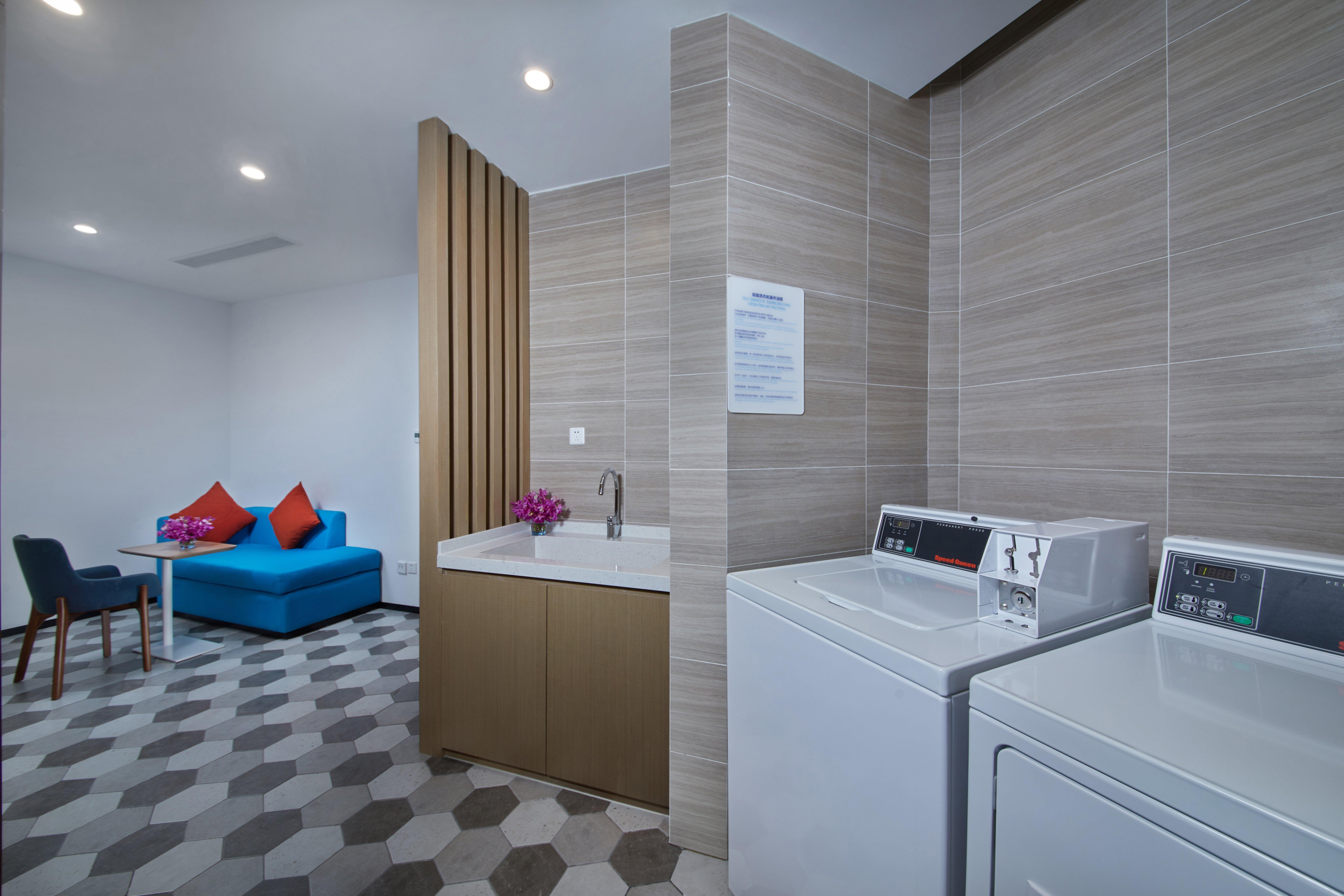 Holiday Inn Express Zhangjiagang East By Ihg Exteriör bild