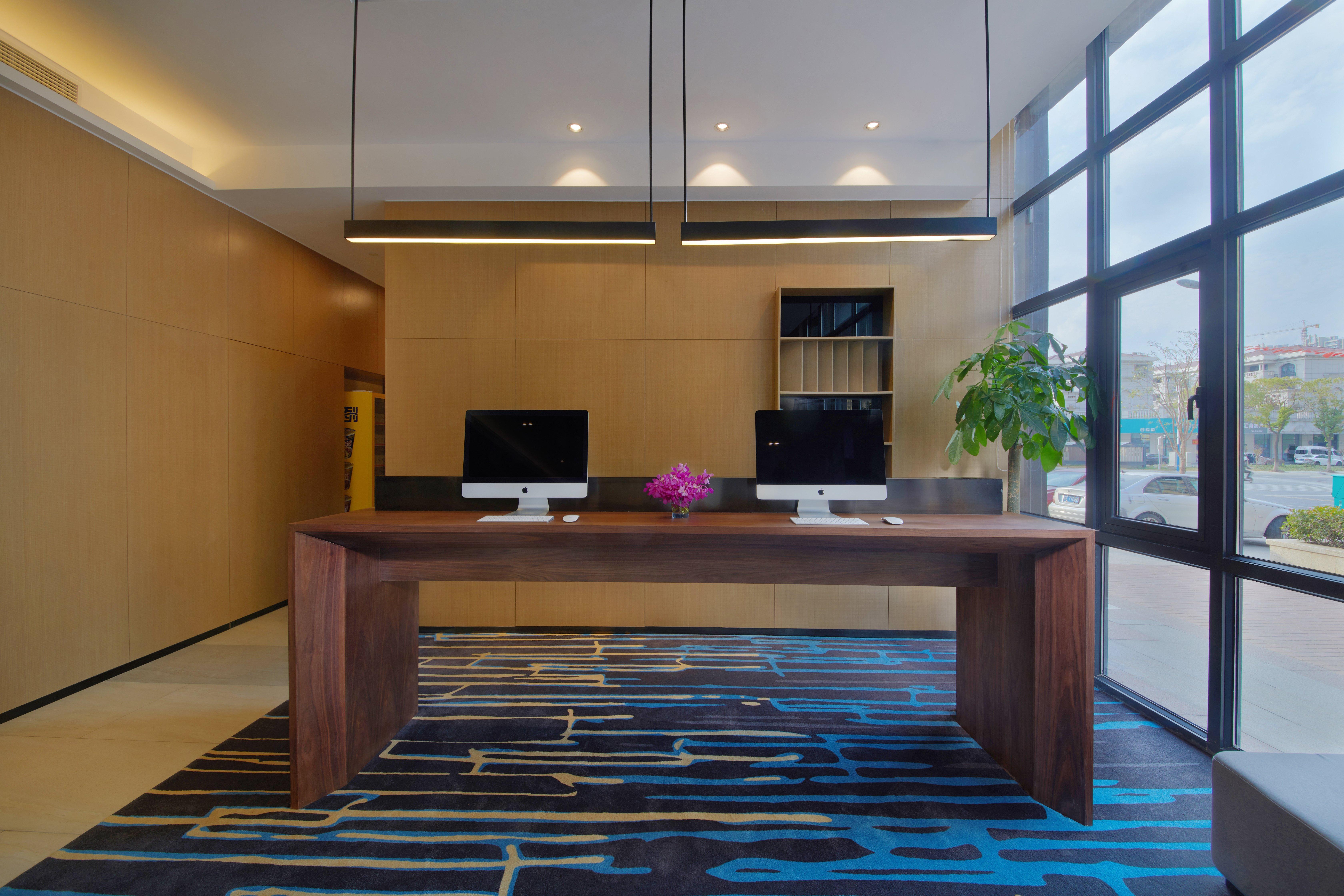 Holiday Inn Express Zhangjiagang East By Ihg Exteriör bild